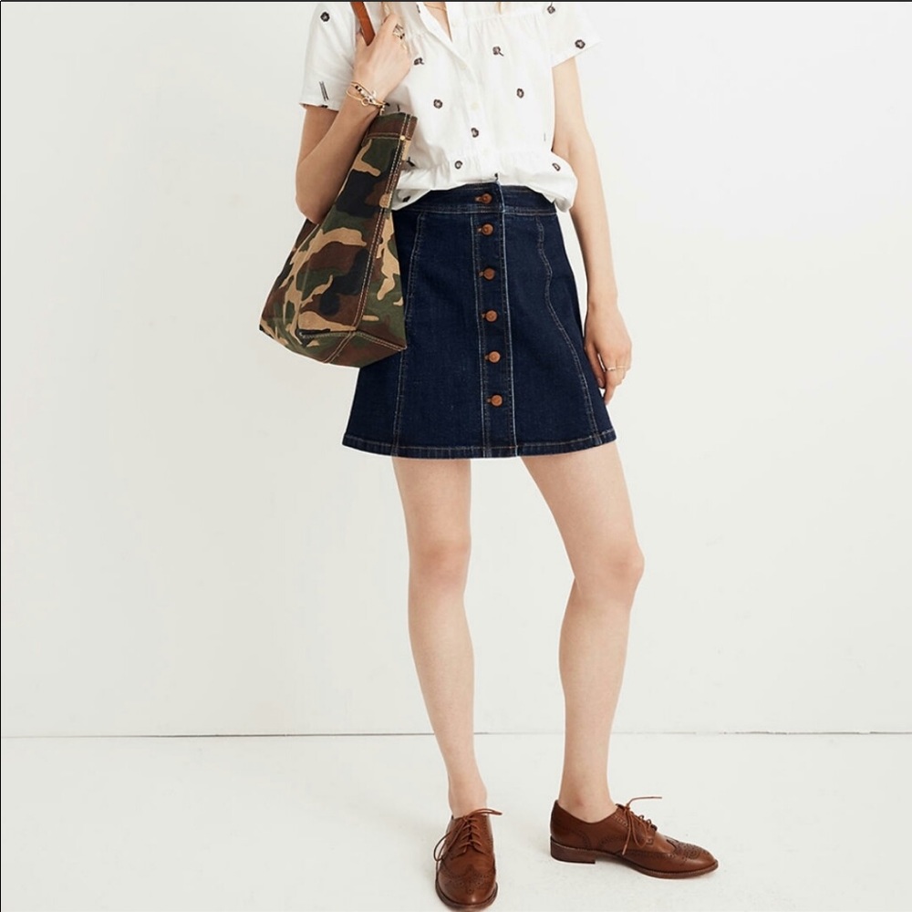 Madewell button front A line jean skirt